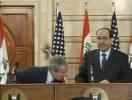 Bush recebe sapatada de jornalista iraquiano...